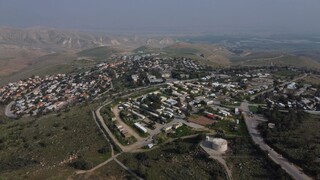 Izrael povolil výstavbu nových bytov, majú stáť na spornom území