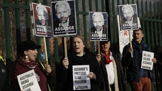 Moskva si zastala Assangea. Hovorí o rane pre žurnalistiku