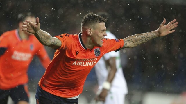 Škrteľ skóroval. Basaksehir zdolal Sportig a vybojoval si postup