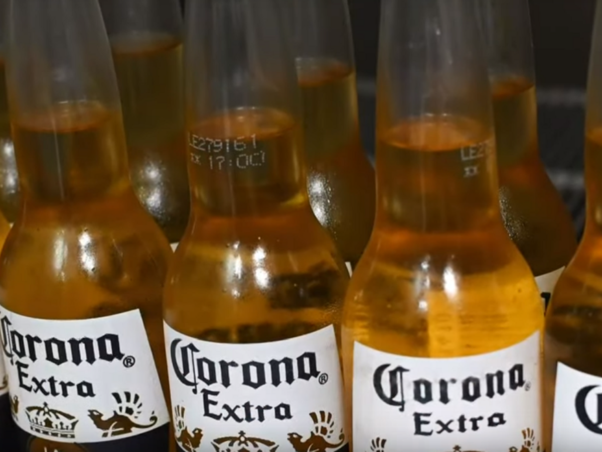 Američania sa boja piva Corona, s vírusom nemá nič spoločné