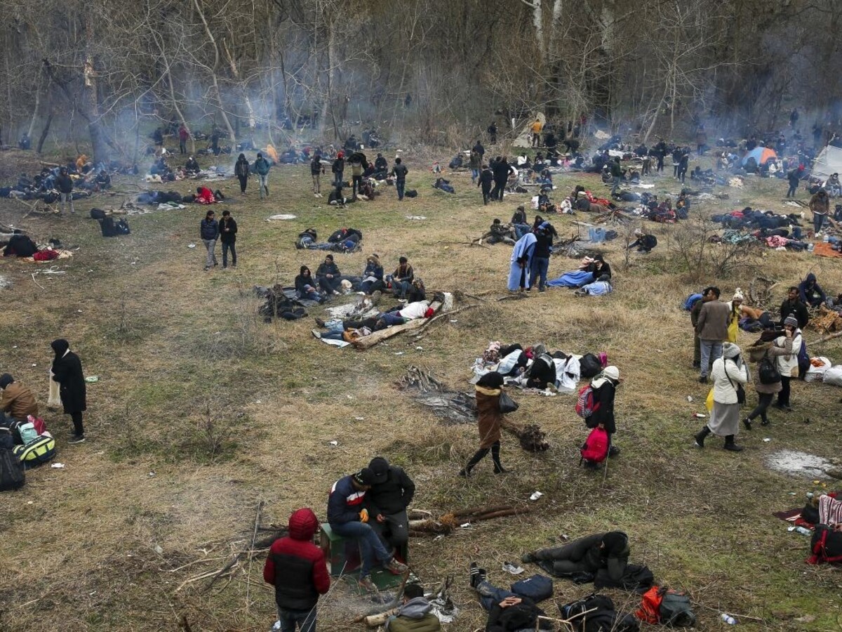 Cez hranice sme do EÚ pustili desaťtisíce migrantov, tvrdí Turecko
