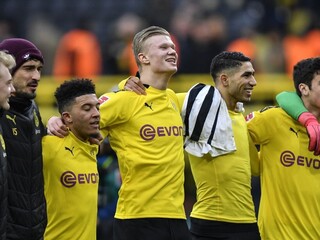 Borusia doma zdolala Freiburg, v tabuľke je na treťom mieste