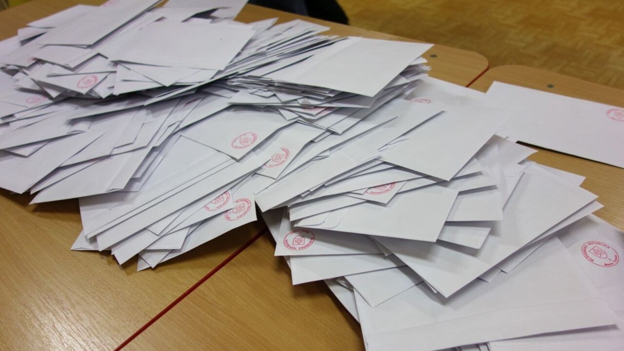 Rozhodli takmer tri milióny ľudí. Kde bola najvyššia účasť?