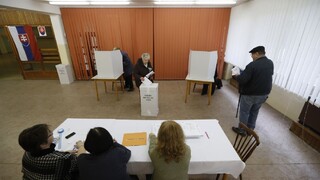 Strany majú nárok na milióny. Koľko ktorá dostane za voľby