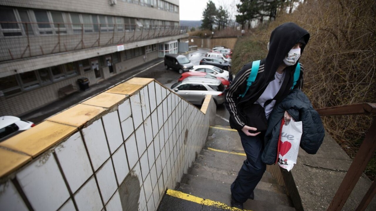 Nebudeme to tolerovať, varoval premiér pred kupčením s ochranou