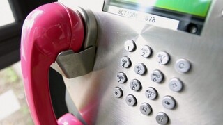 Chcete sa informovať o nákaze? Zriadili infolinky pre tieto mestá