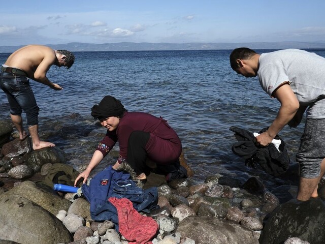 Grécko tisícky migrantov odmieta prijať, Turecko ich nechce späť