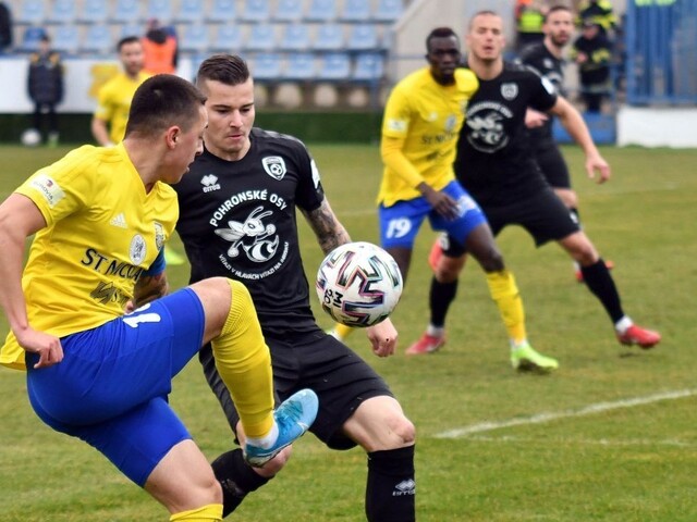 Nováčik potrápil favorita, v zápase na východe však nebodoval