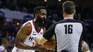 NBA: Houstonu v Charlotte nestačilo triple double Hardena