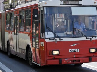 Autobusy si museli požičať. Prešovský vozový park je zastaralý