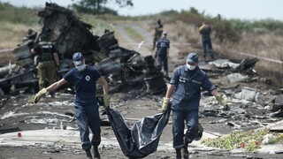 Začína súd o zostrelení MH17, obvinení sú traja Rusi a Ukrajinec