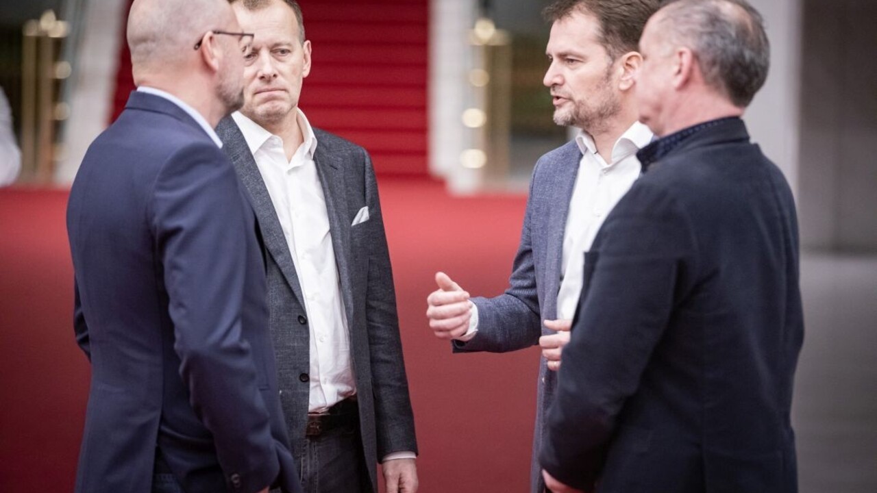 Vláda naberá kontúry. Kiska vynechá rokovania pre zdravotné problémy