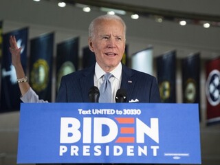 Biden je bližšie k nominácii, poďakoval Sandersovi