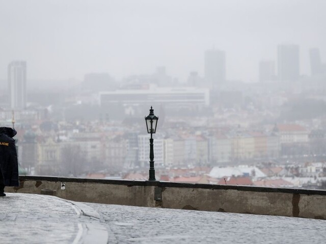 Na nákazu reagujú aj u našich susedov, v ČR vyhlásili stav núdze