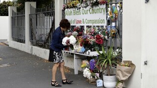 Nový Zéland smúti, od teroristického útoku prešiel rok