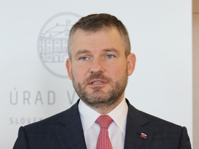 Najťažšia situácia od vzniku SR. Premiér vyzval na zodpovednosť
