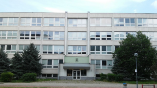 Nakazená je aj žiačka cirkevnej školy v Bratislave, potvrdili testy