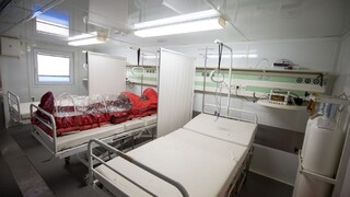 Nakazený muž v Ružomberku bol v zahraničí, neprišiel sám