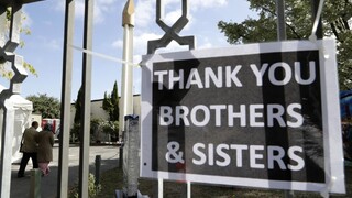 Od masovej vraždy v mešite na Novom Zélande prešiel rok