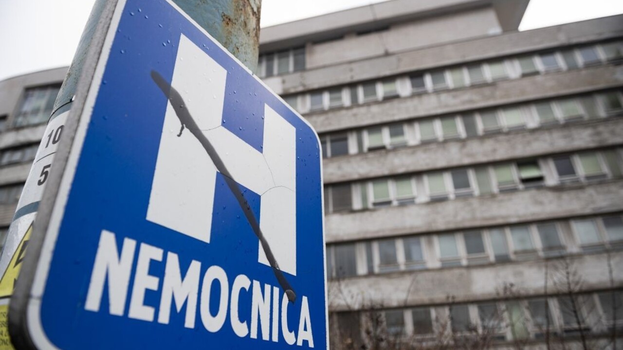 Pre štátne nemocnice platí núdzový stav. Pozrite si ich zoznam