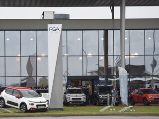 PSA Groupe preruší výrobu v celej Európe, uviedli tri dôvody