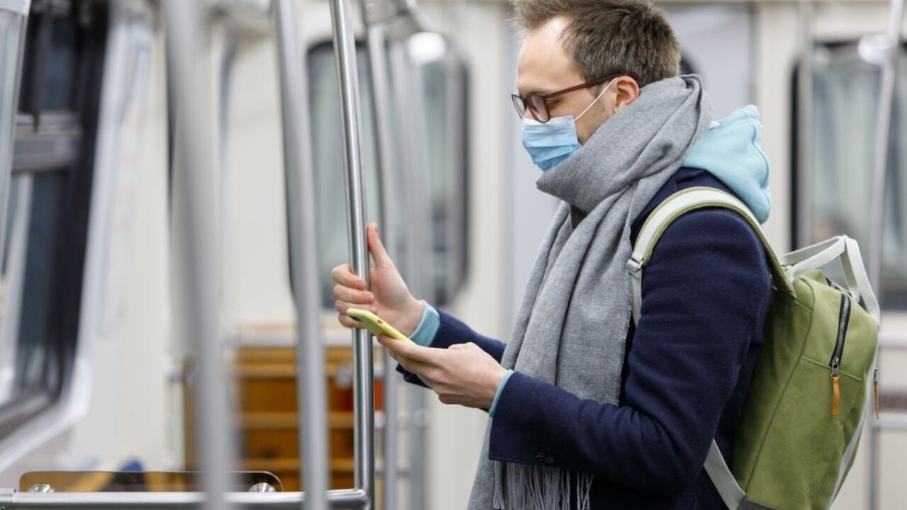 Rúško nestačí! Pred vírusom si chráňte aj oči, radí oftalmológ