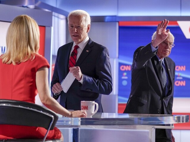 Biden sa vzďaľuje Sandersovi. Primárky ovládol v troch štátoch