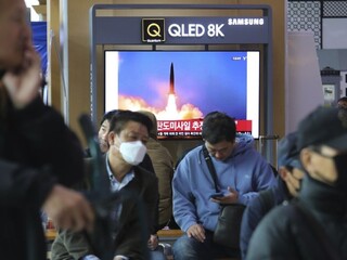 KĽDR odpálila dve balistické rakety, skončili v Japonskom mori