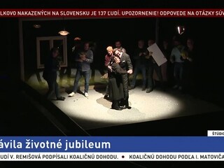Umelci očakávajú likvidačné straty / Trochu umenia v karanténe / Čítanie nás robí šťastnejšími / Oslávila životné jubileum / Chuť tvoriť a zababrať sa /Hranica dažďa Katky Koščovej