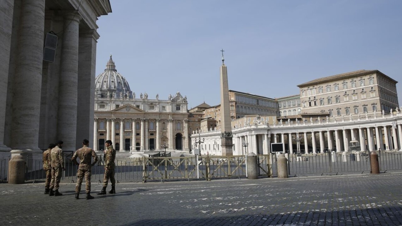 Pápež udelí mimoriadne požehnanie, urobí tak z prázdneho námestia