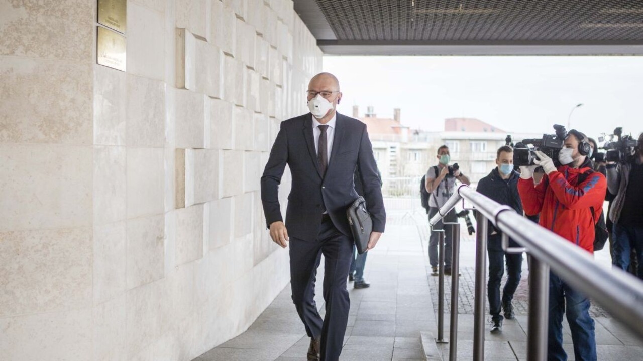 Otvoria niektoré obchody? Sulík si to vie predstaviť, má podmienky