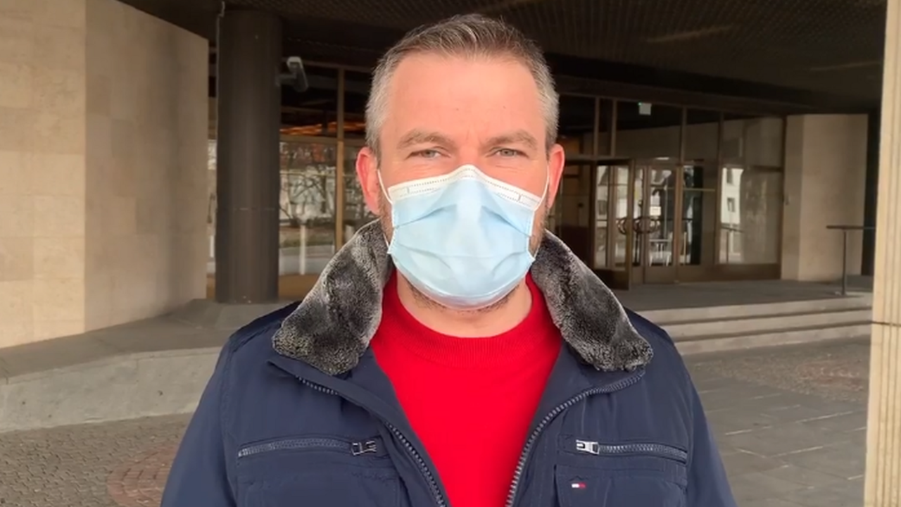 Za šéfa štátnych hmotných rezerv sa nepostavil ani expremiér