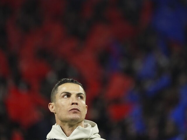 Messi aj Ronaldo štedro pomáhajú. Pandémia vyburcovala športovcov