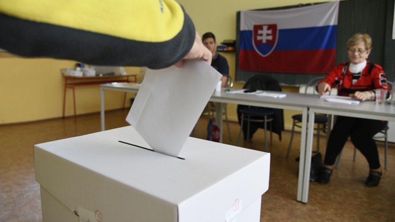 Doplňujúce voľby sa odkladajú, ohlásil nový šéf parlamentu