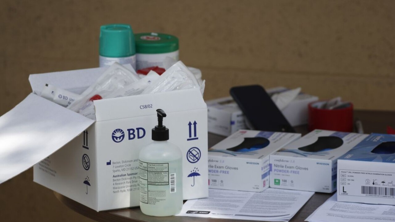 Sú rýchlotesty na koronavírus neúčinné? Podľa ÚVZ môžu poslúžiť