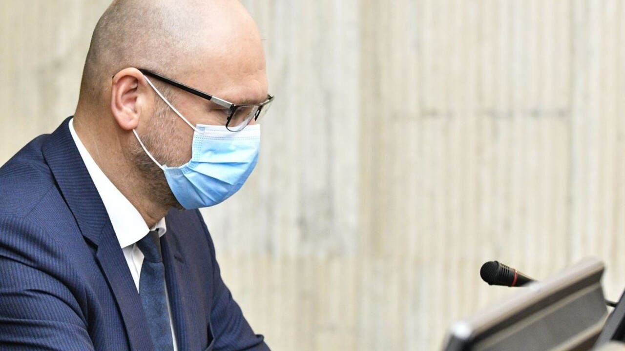 Pre podnikateľov pripravujeme desiatky opatrení, oznámil Sulík