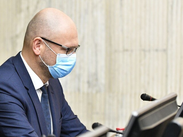 Pre podnikateľov pripravujeme desiatky opatrení, oznámil Sulík