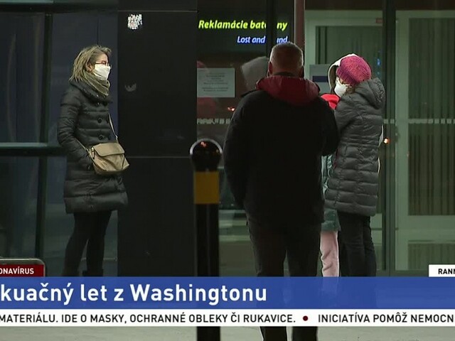 Na Slovensku pristál evakuačný let z USA so stovkami pasažierov