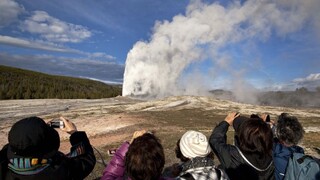 Američania napriek zákazu navštevujú zatvorené národné parky