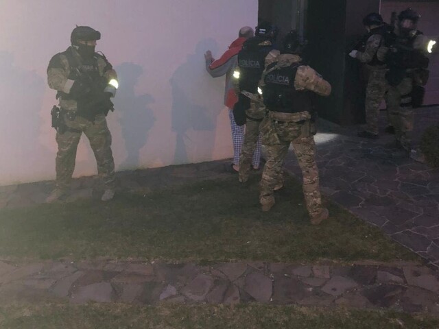 NAKA zasiahla v luxusnej vile, ide o prípad rozsiahlej korupcie