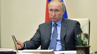 Putin poslal USA zdravotné pomôcky, verí v opätovanie láskavosti