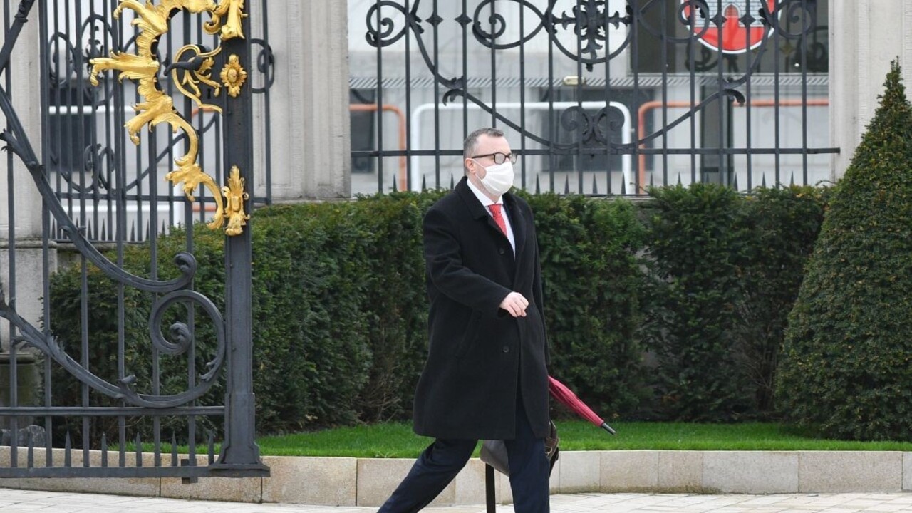 Veľké prepúšťanie sa nekoná, tvrdí Krajniak. Decodom chcú riešiť