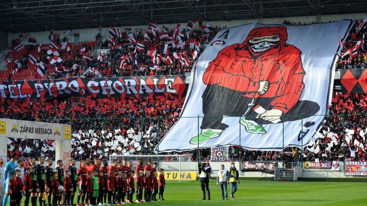 Spartak chce vypredať zápas, ktorý sa neodohrá. Škrteľ kúpil sto lístkov