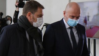 Fetiš, šialenosť, musí to skončiť. Sulík kritizuje prijaté opatrenia