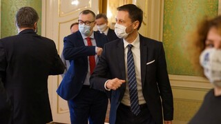 Vláda pomôže firmám. Tým, ktoré museli zavrieť, odpustia odvody