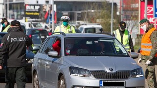 Zrušte kontroly na cestách, kritizujú opatrenia mimoparlamentné strany