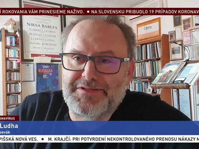 Umelci pozdravujú: spevák Ľudo Ludha