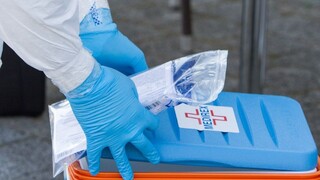 Súkromná spoločnosť otestuje tisícky sociálnych pracovníkov