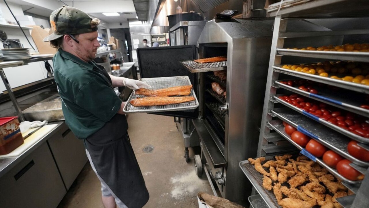 Britské reštaurácie našli spôsob, ako prežiť v čase pandémie