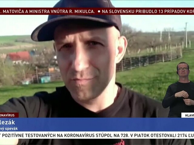 Umelci pozdravujú: spevák Ján Slezák